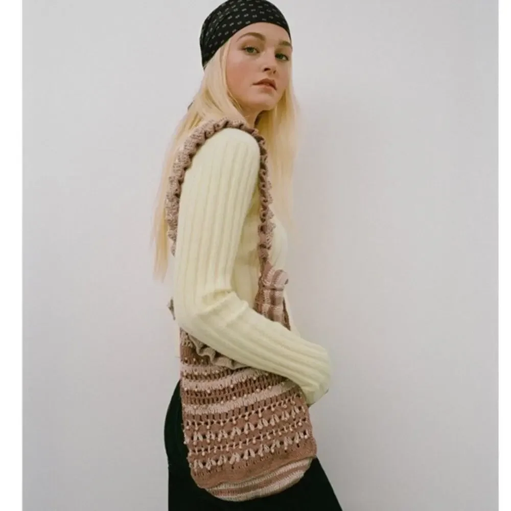 Zara crochet shoulder